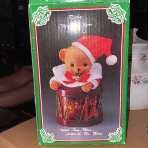 Vintage CHRISTMAS Wind Up Musical Porcelain TEDDY BEAR Plays 12 Days OfChristmas